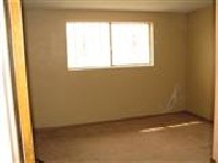 Great little Victorville home near nice park 9