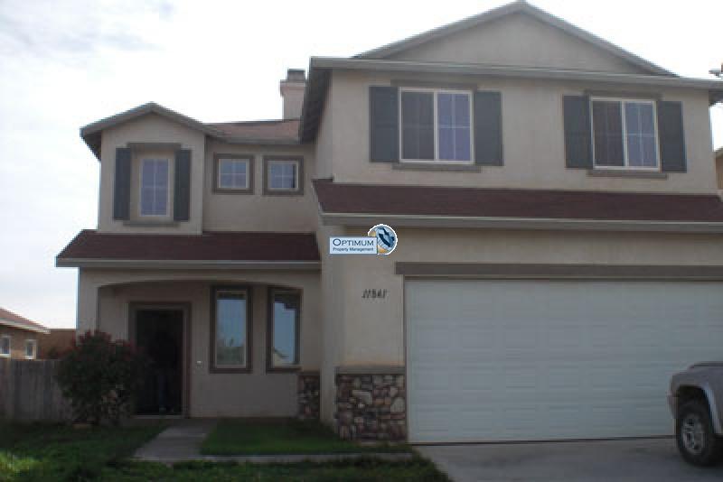 Rent this beautiful Victorville home 3