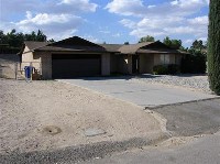 Great 3 bedroom with nice size lot in Victorville 12