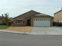 4 bed, 2 bath in Victorville 25