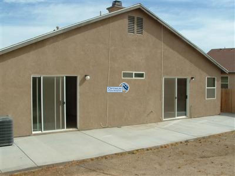 4 bed, 2 bath in Victorville 11