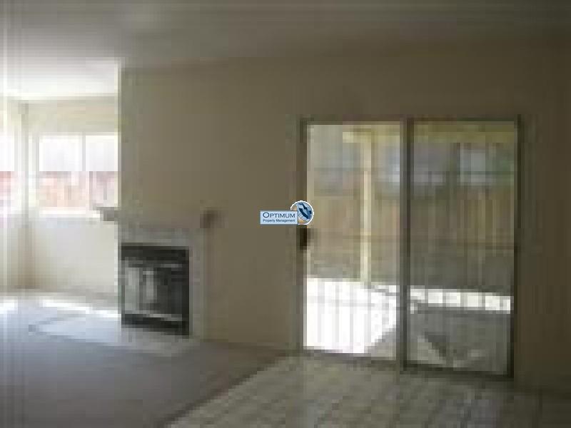 Nice 4 Bedroom Home w. Covered Patio 3