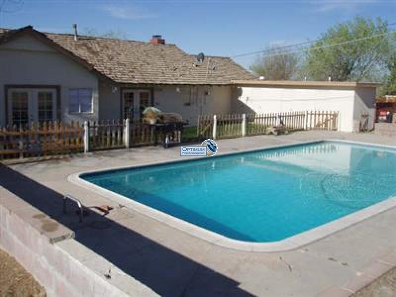 Apple Valley home with maintained in-ground pool! 1