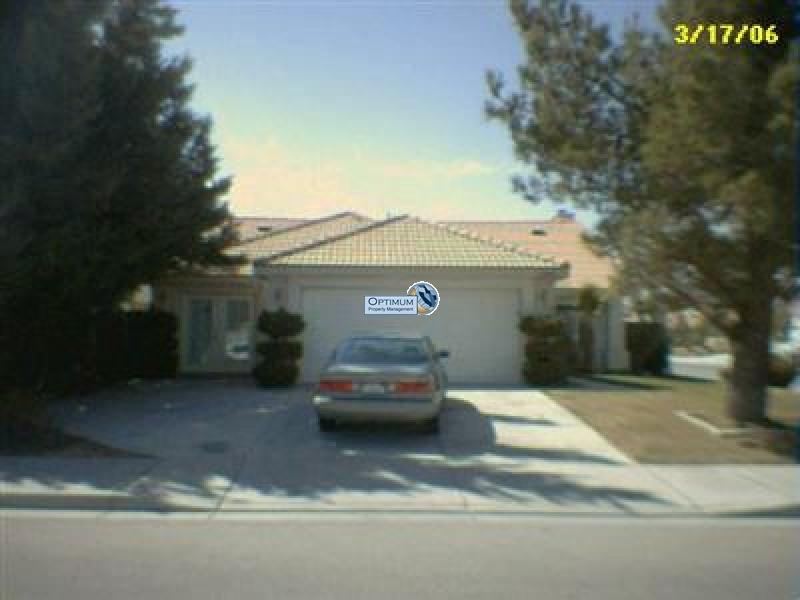 Nice 4 bedroom Victorville home, great location 2