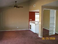 Comfortable 3-bedroom home near park and schools 10