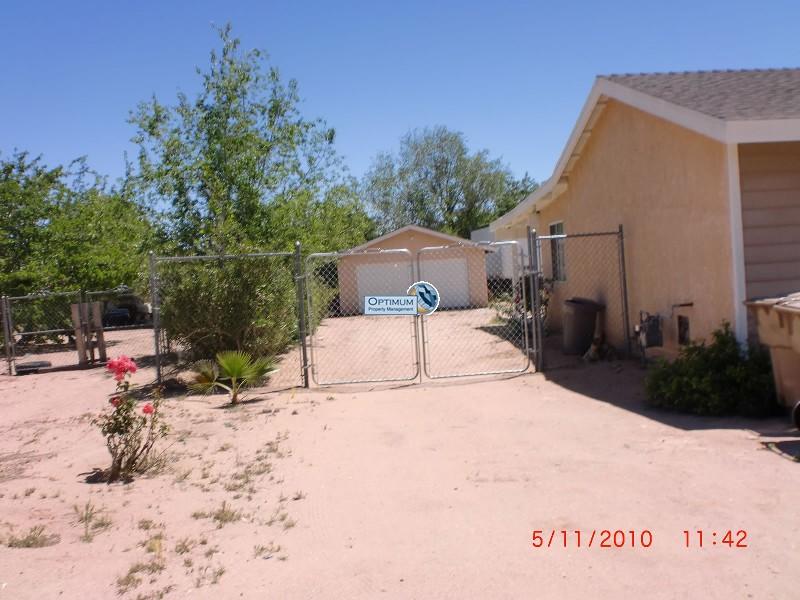 Hesperia 5-bedroom home with detached garage, fenced yard 3